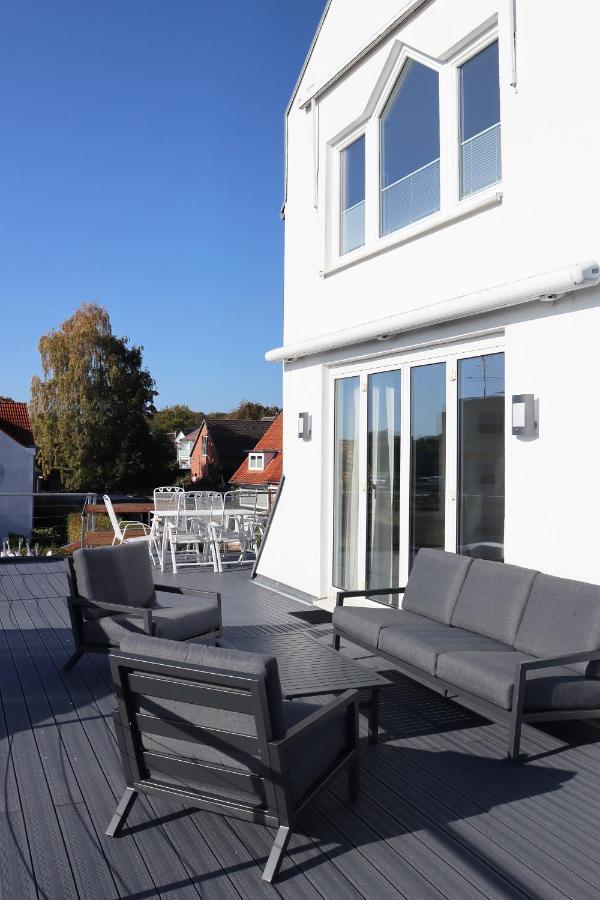 Grosse Penthouse Ferienwohnung Mit Meerblick, Sonnenterrasse & Luxusbad Von "Momentic" Sierksdorf Εξωτερικό φωτογραφία
